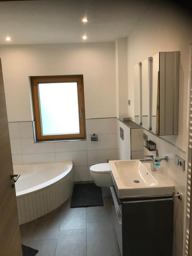 Ferienwohnung " Wein Unter Palmen " Neumagen-Dhron Luaran gambar