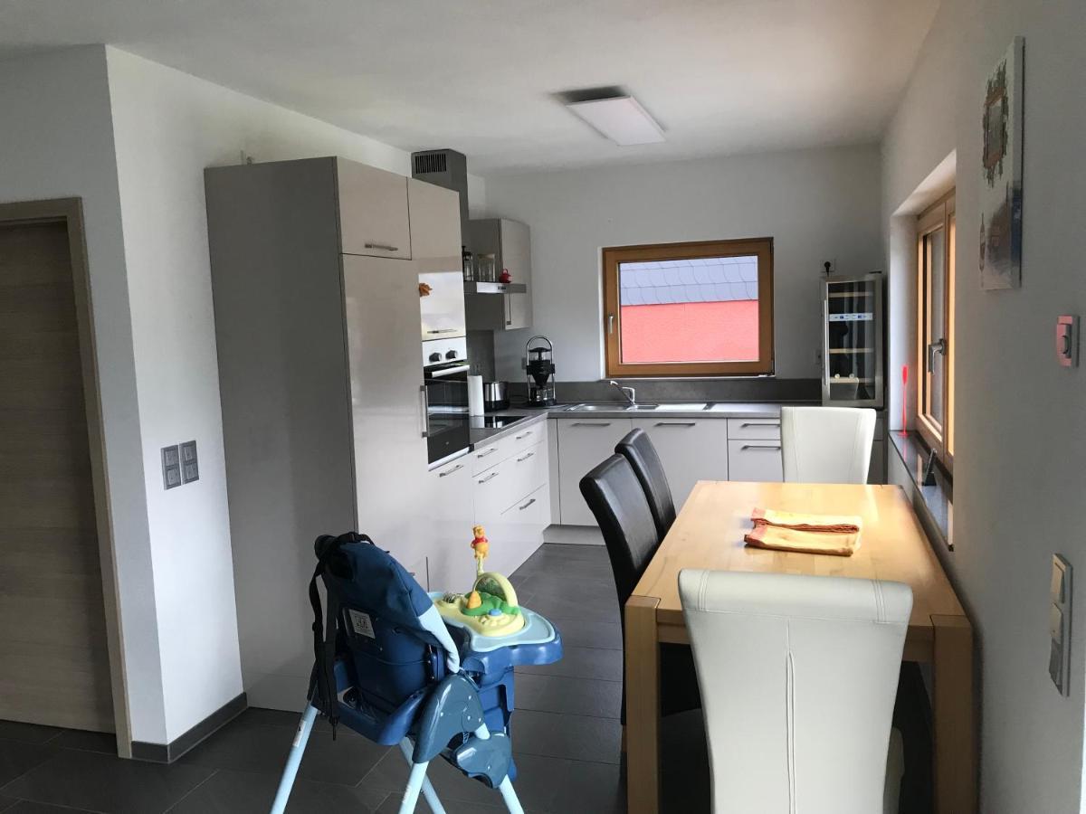 Ferienwohnung " Wein Unter Palmen " Neumagen-Dhron Luaran gambar